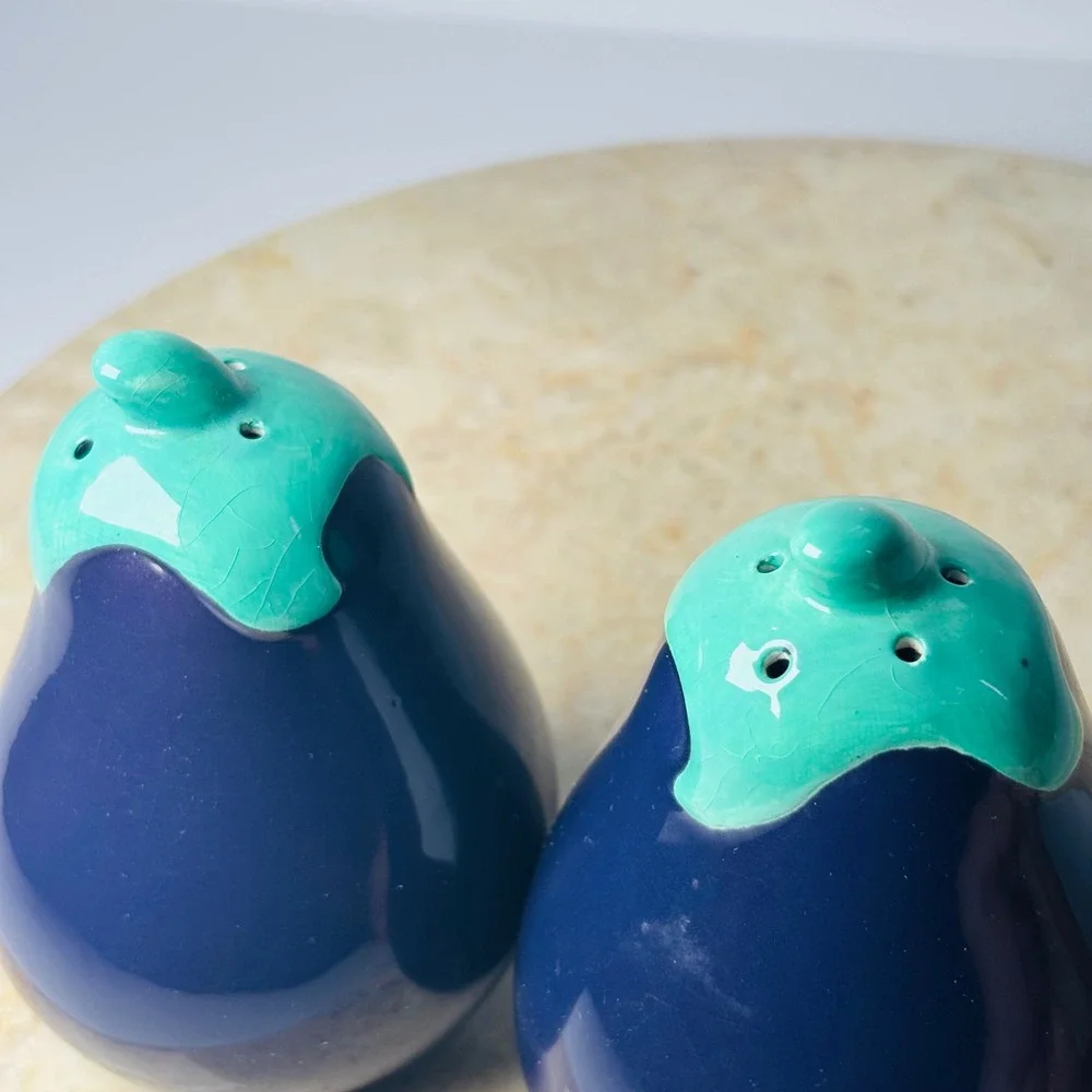 Vintage Anthropomorphic Purple Eggplant Salt & Pepper Shaker Set Vegetable Retro